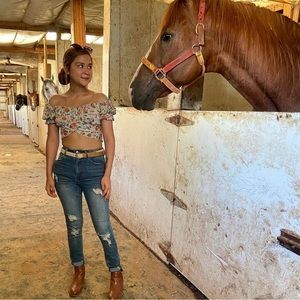 Floral off the shoulders crop top from Laura’s Boutique